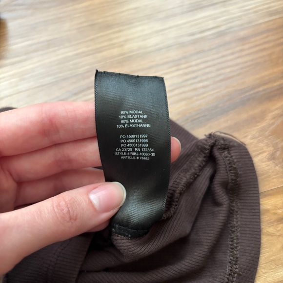 BUNDLE (4) Aritzia Sunday Best Wilfred Free Tops Tanks Set XS/S - Picture 11 of 16